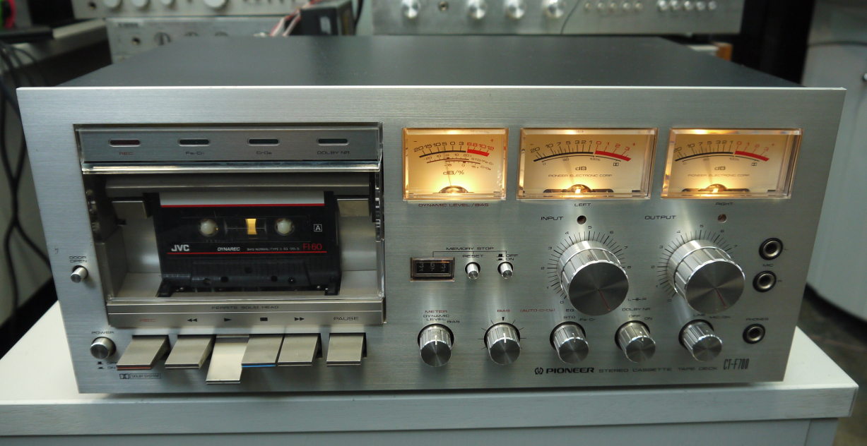 Pioneer CT-F700